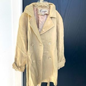 Crema leather trench coat